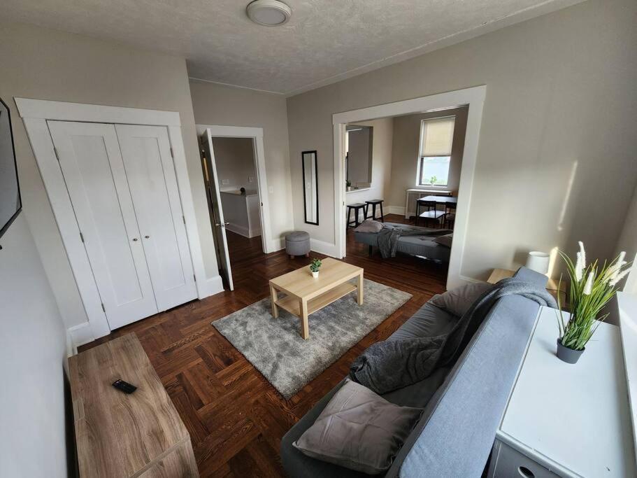 Elegant 2 Bed Gem! Mins From Nyc Lejlighed Union City Eksteriør billede