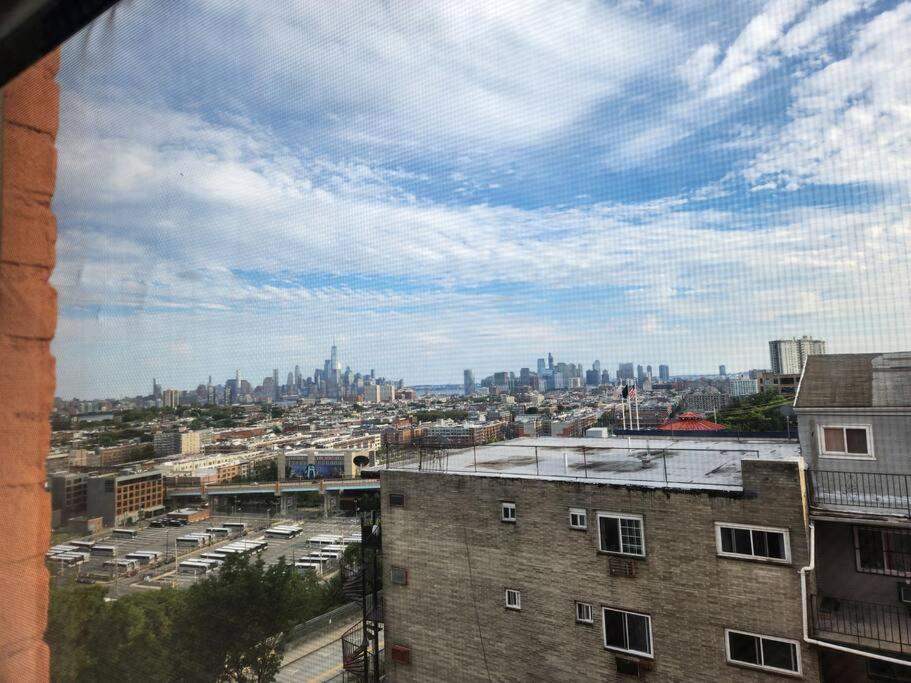 Elegant 2 Bed Gem! Mins From Nyc Lejlighed Union City Eksteriør billede