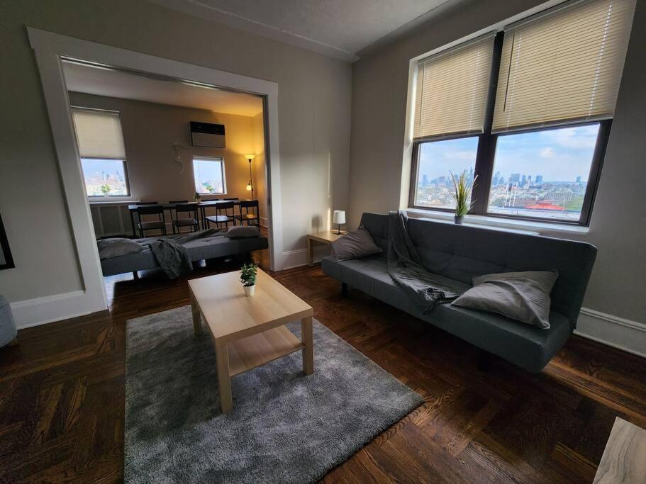 Elegant 2 Bed Gem! Mins From Nyc Lejlighed Union City Eksteriør billede